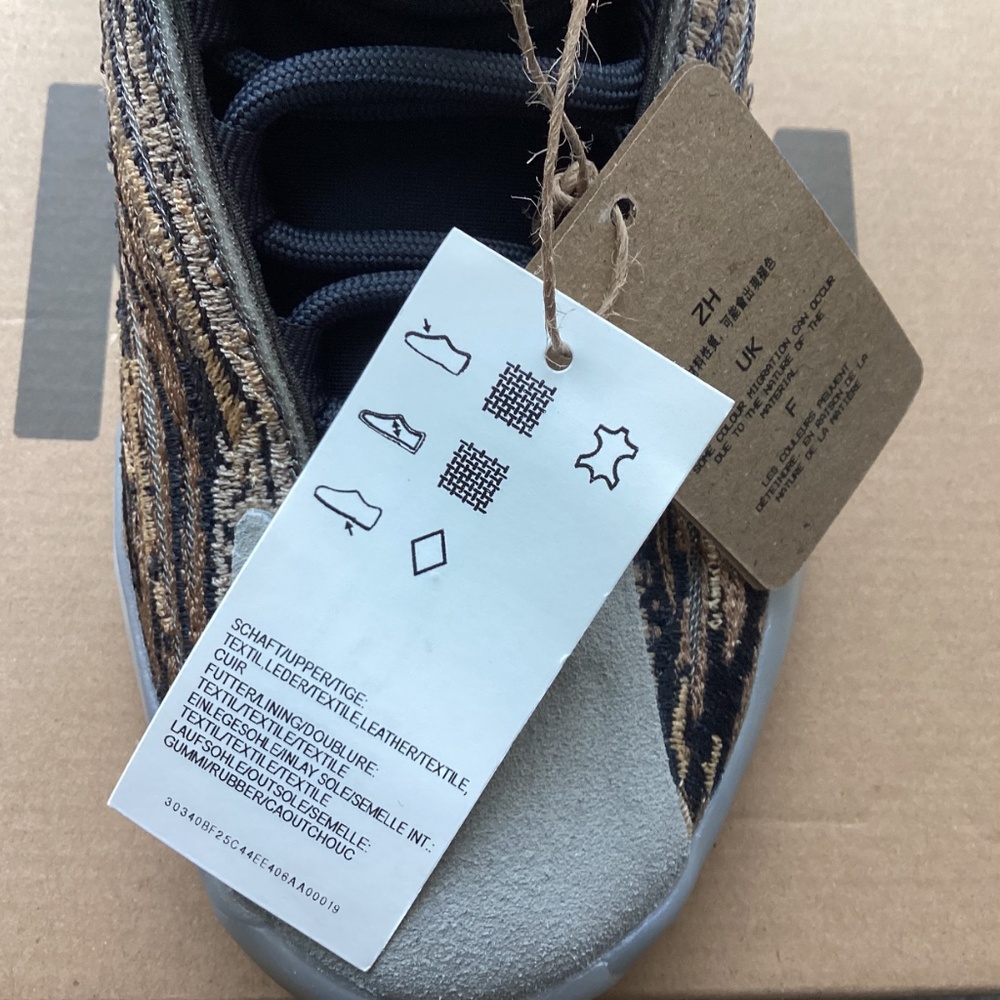 adidas Yeezy Quantum Amber Tint Sneaker - Picture 11 of 16
